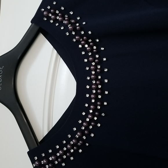 Dress - Picture 3 of 7